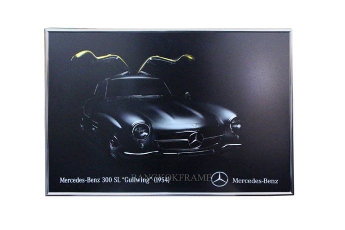 กรอบรูปอลูมิเนียมสำหรับโขว์รูมรถเบนซ์